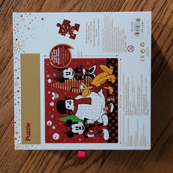 Disney Store Holiday Puzzle NIB - Picture 3 of 3